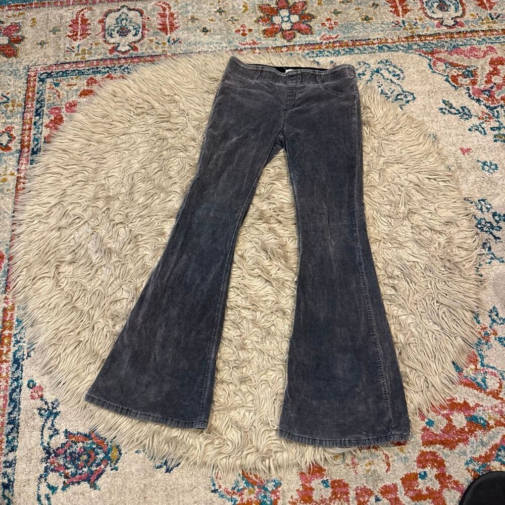 Free people we the free long corduroy flare pants size 31